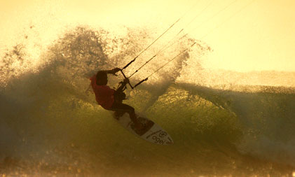 wave kitesurfing